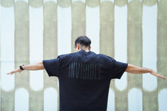 INVISIBLE OVERSIZED TEE